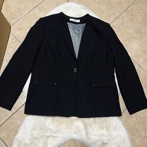 Women's TAHARI Blazer
